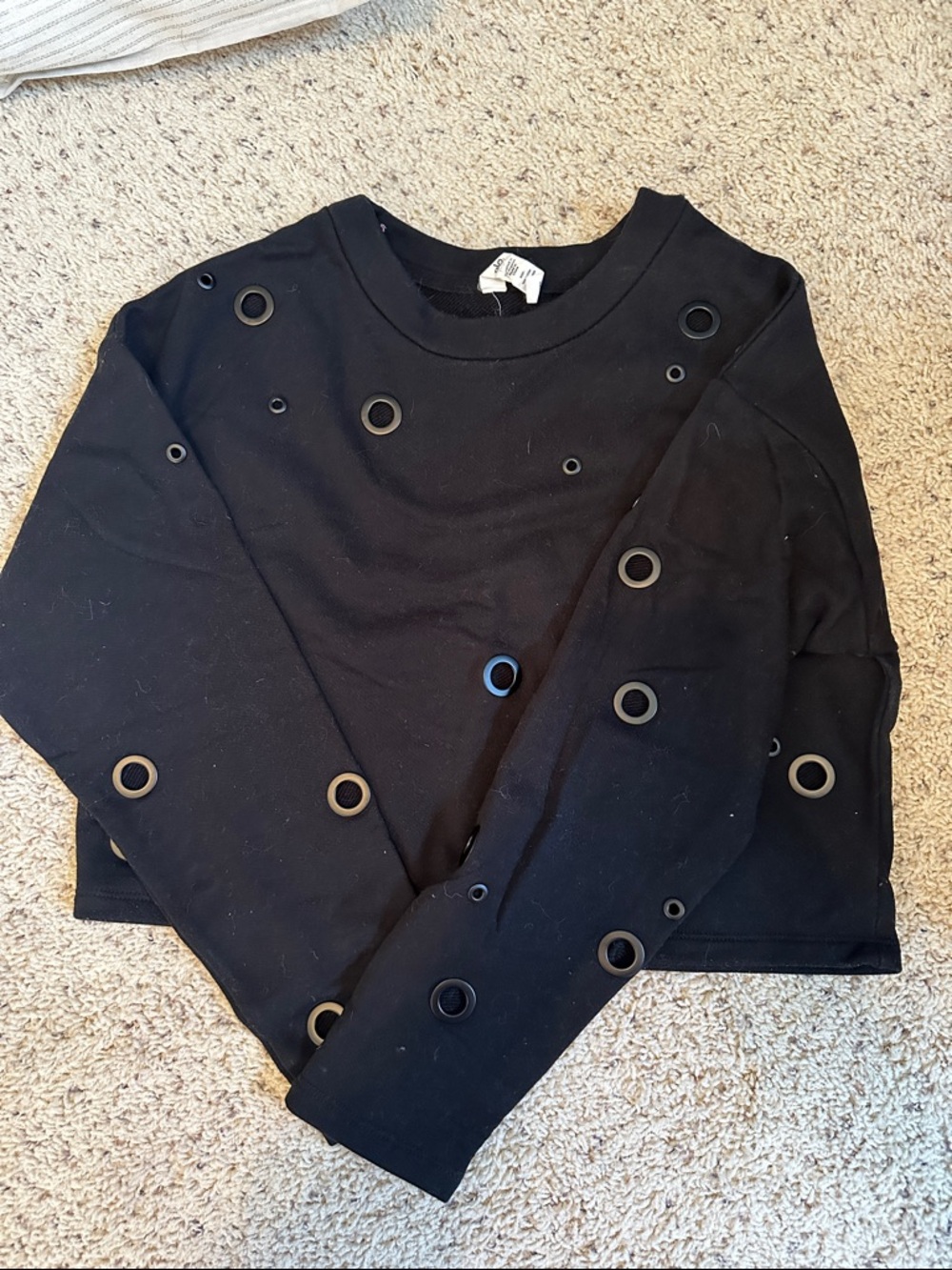 ALO Black Eyelet Accent Cropped Sweatshirt